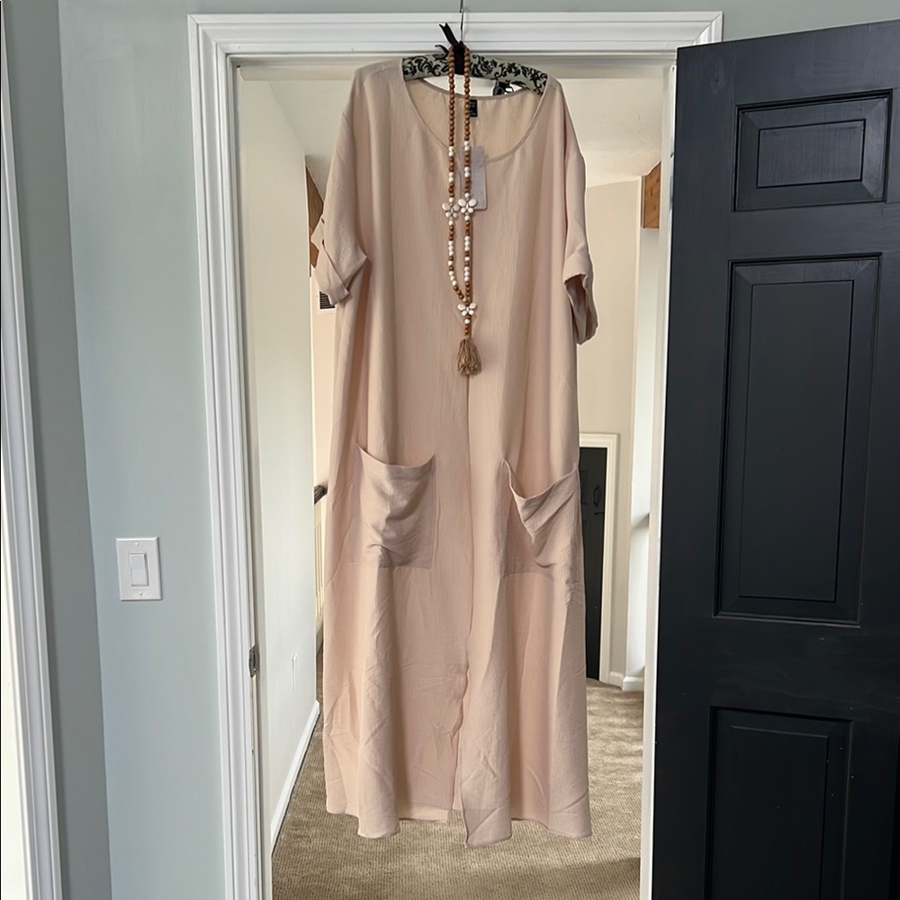 Elegant Beige Maxi Dress